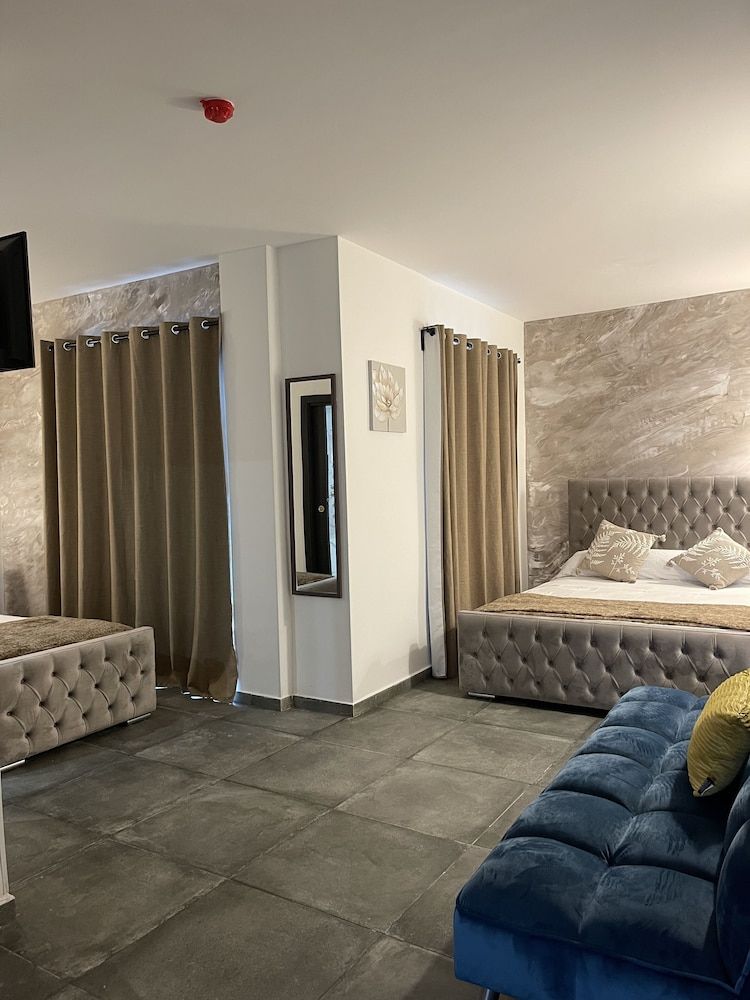 Comfort Quadruple Room