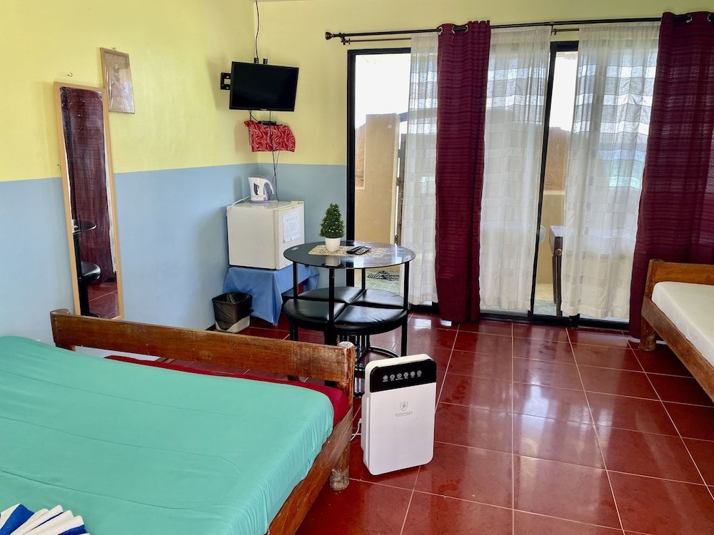 Room, Sea View