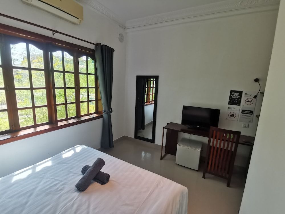 Mad Monkey Siem Reap - Hostel Standard Double Room 4