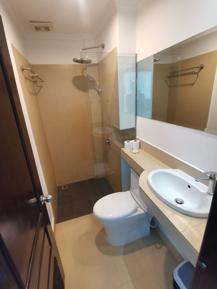 Mad Monkey Siem Reap - Hostel Standard Double Room 9