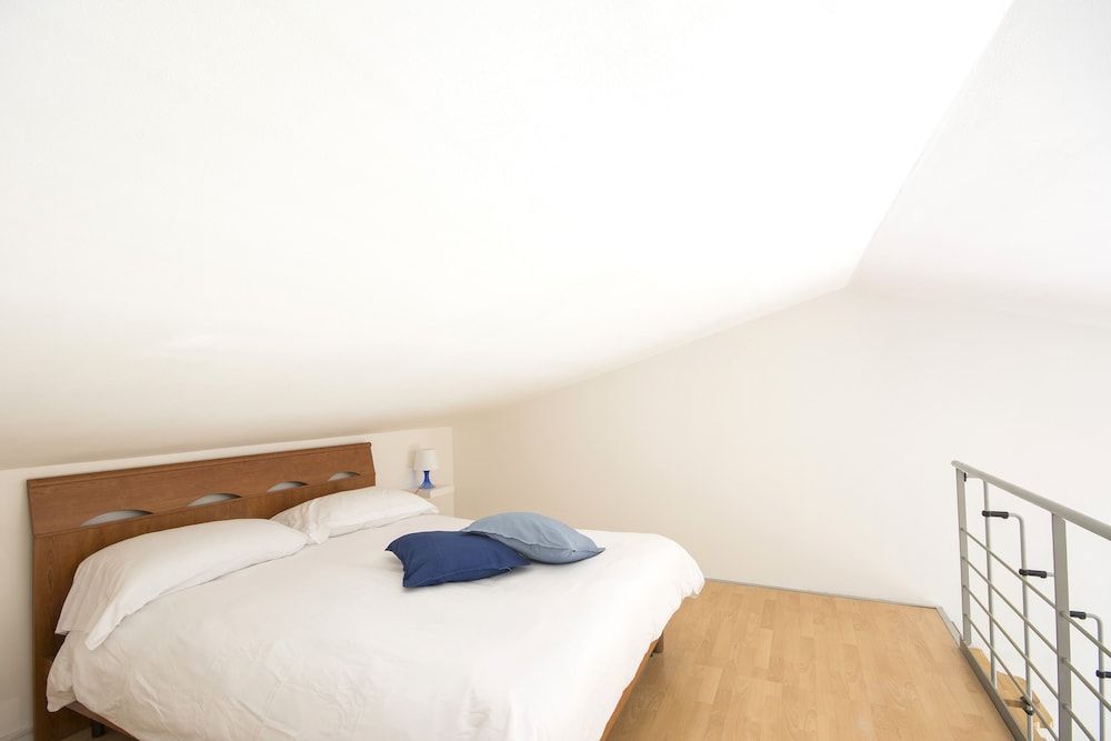 undefined JOIVY Blue Terraced House 5