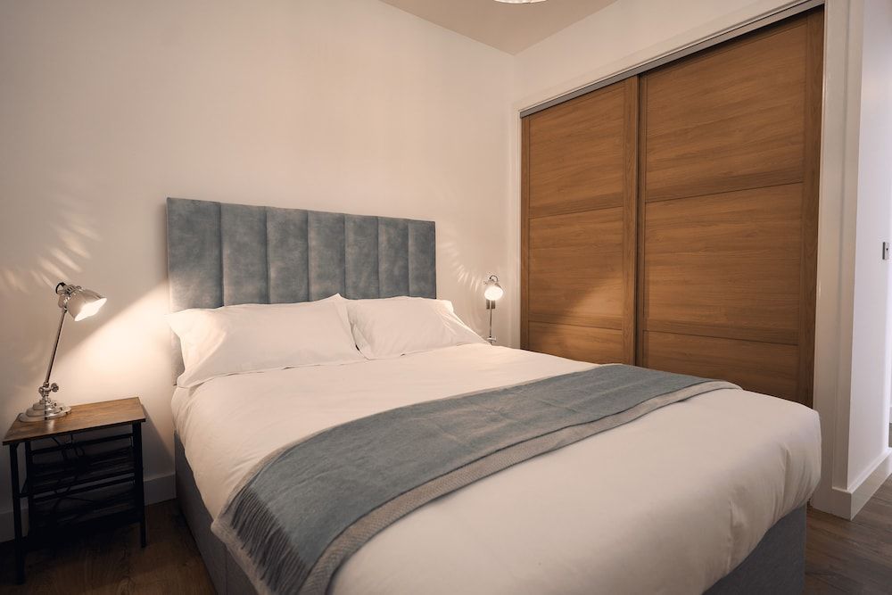 Herongate Apartments Standard Apartment, Private Bathroom (Kingfisher) 2