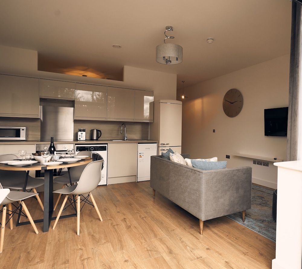 Herongate Apartments Standard Apartment, Private Bathroom (Kingfisher) 6