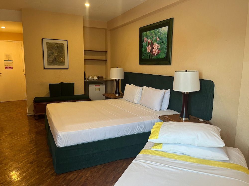 Coco Grande Hotel Executive 4