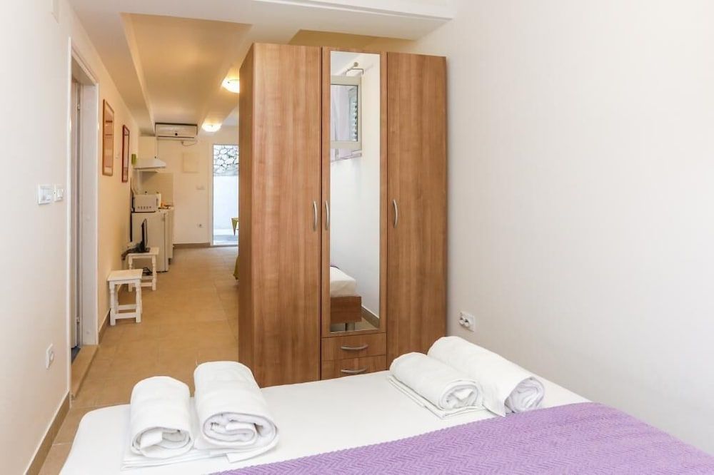 Apartment Edita Studio (Studio with terrace and with Sea View) 8