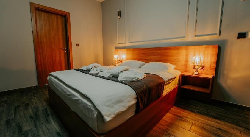 undefined Grand Quars Hotel 9