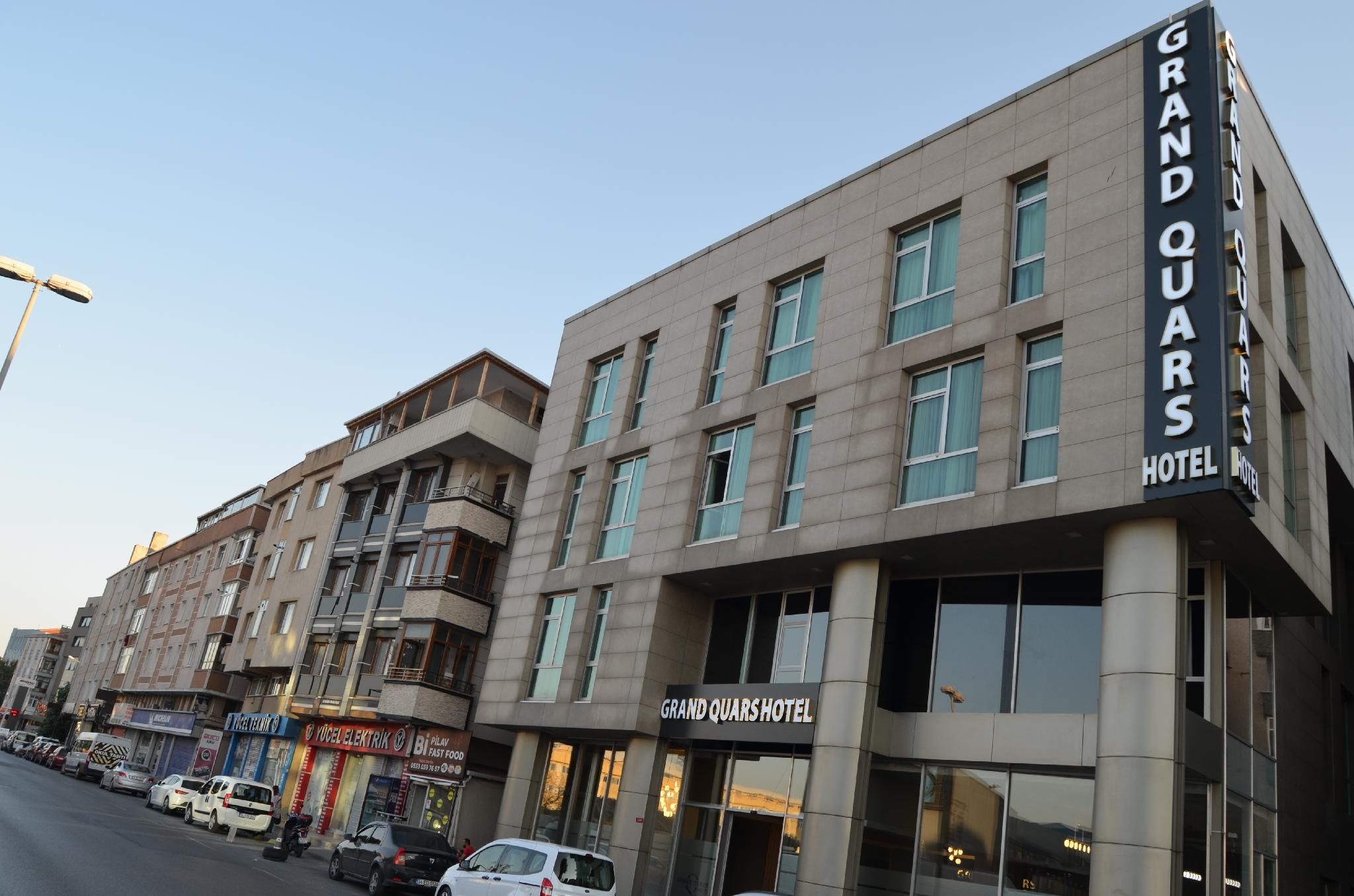 undefined Grand Quars Hotel 3