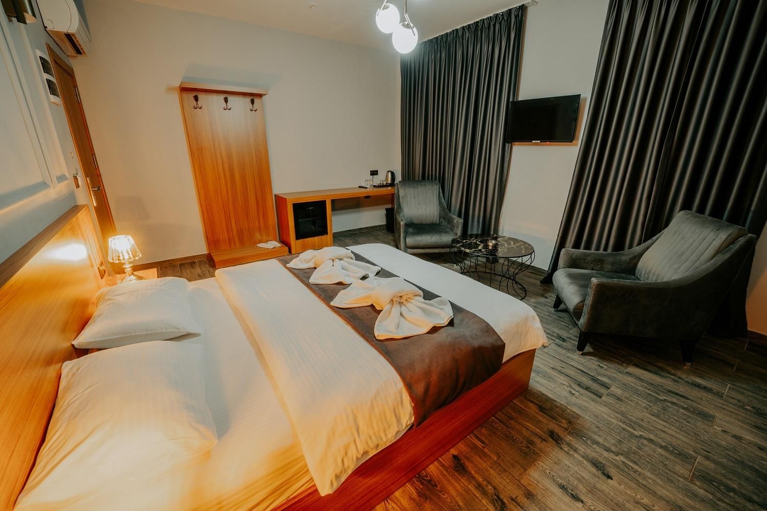 undefined Grand Quars Hotel 9