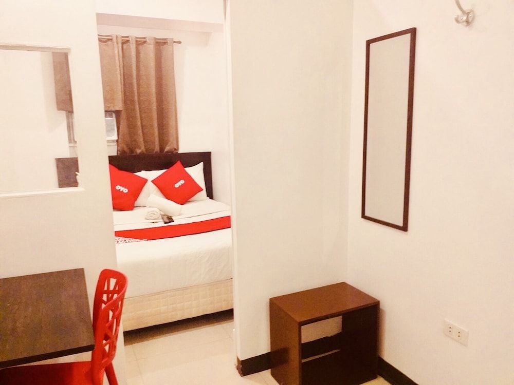 undefined OYO 888 City Stay Inns Fortview BGC 6