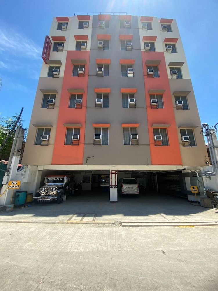 undefined OYO 888 City Stay Inns Fortview BGC 3