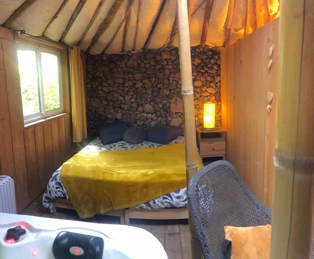 Deluxe Room, Hot Tub (Les 5 éléments)