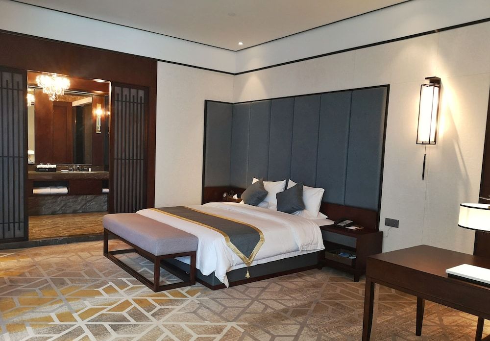 Business Suite