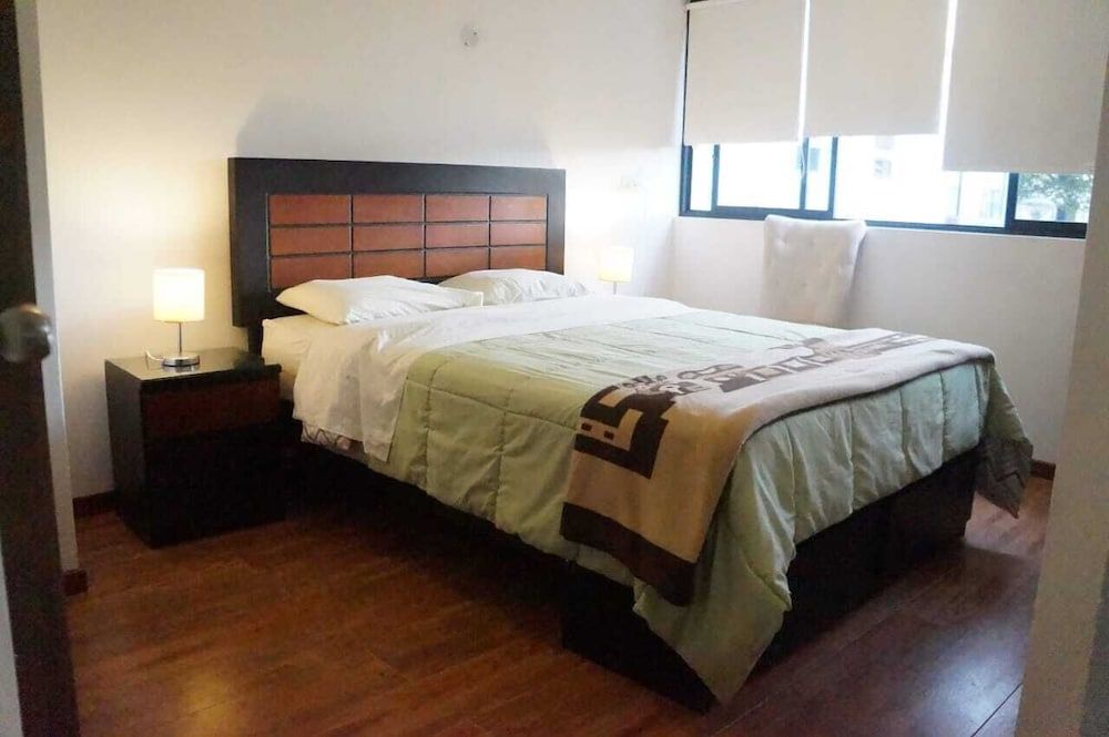 undefined Miraflores4U