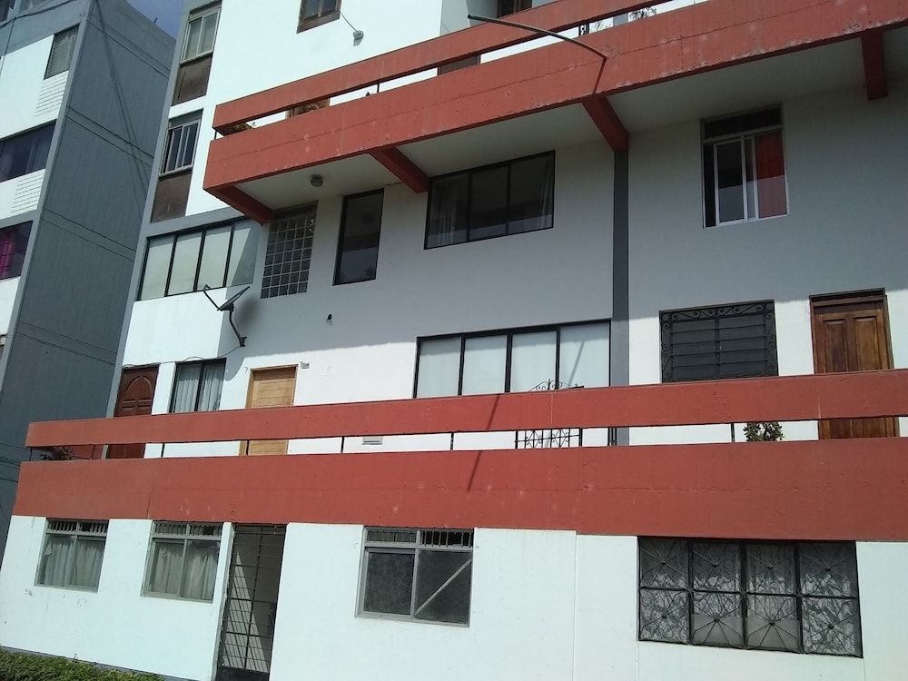 undefined Miraflores4U 4