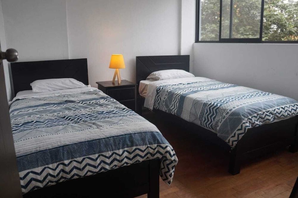 undefined Miraflores4U 2