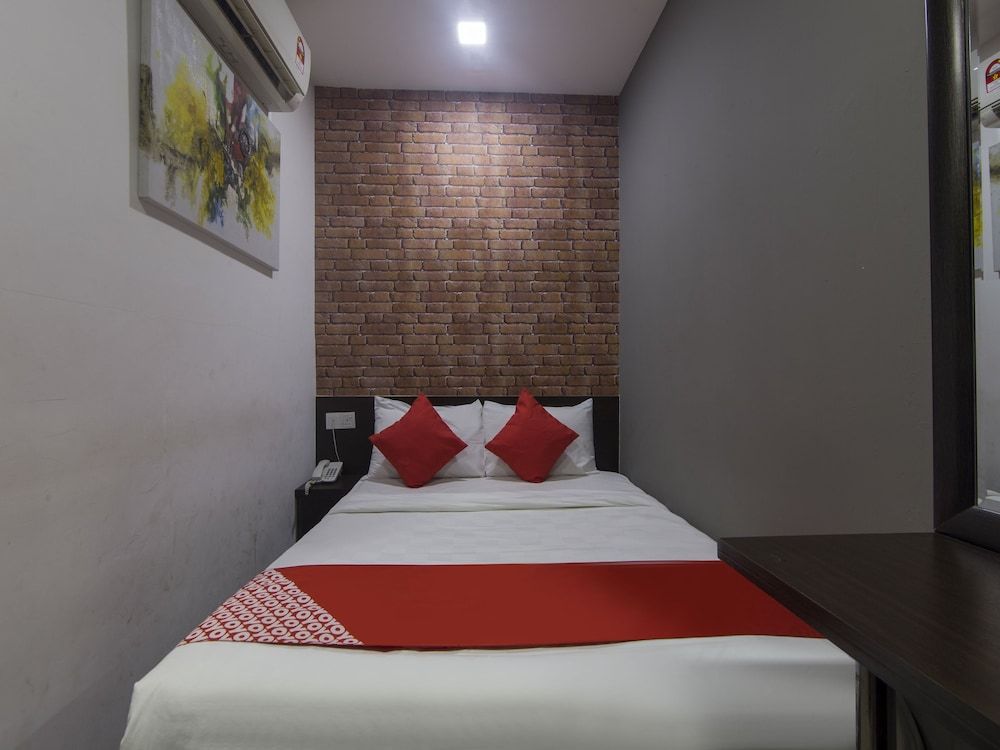 undefined OYO 876 Hotel Sanctuary 2