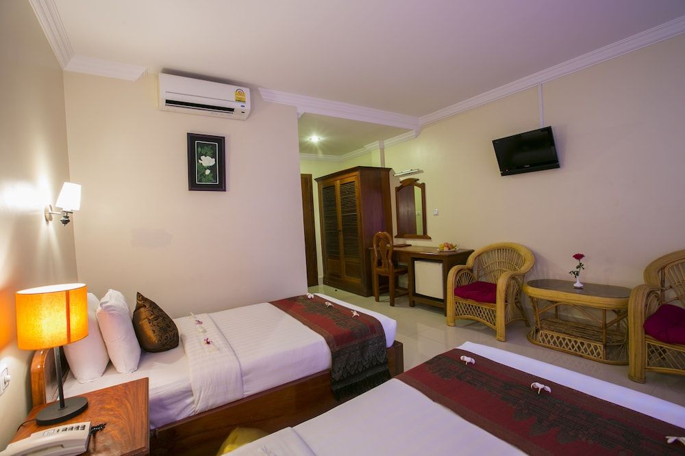 Gloria Angkor Hotel Twin Room 8