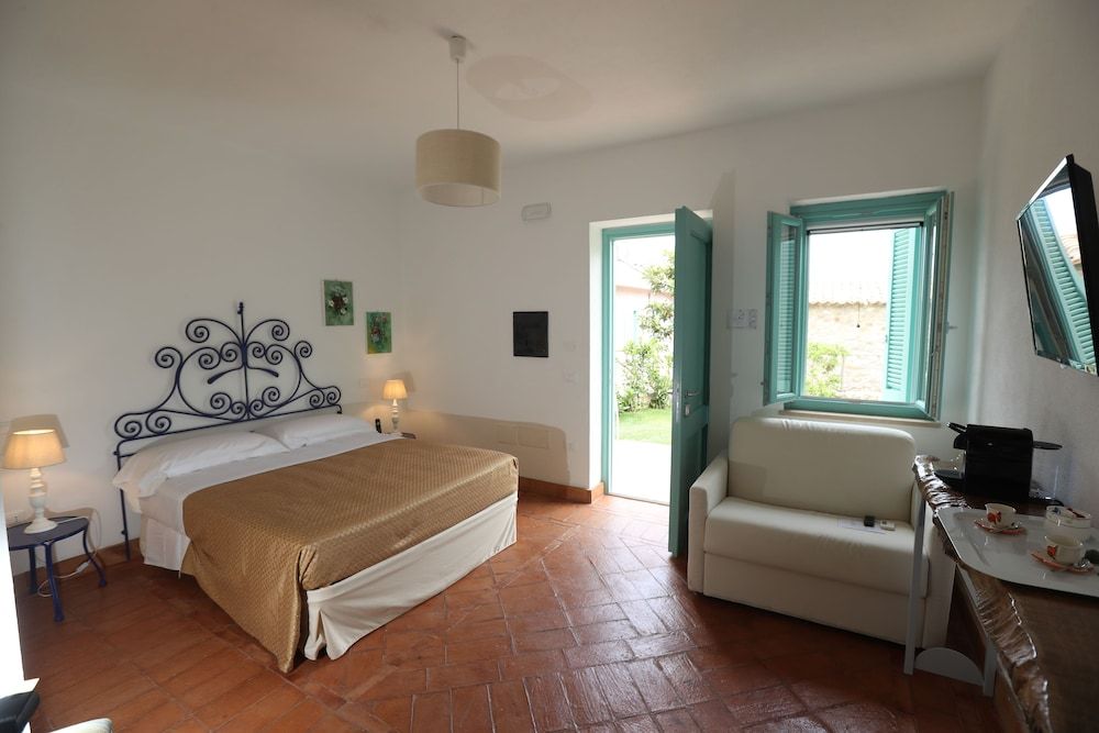 Borgo Rosso di Sera Resort Country Chic