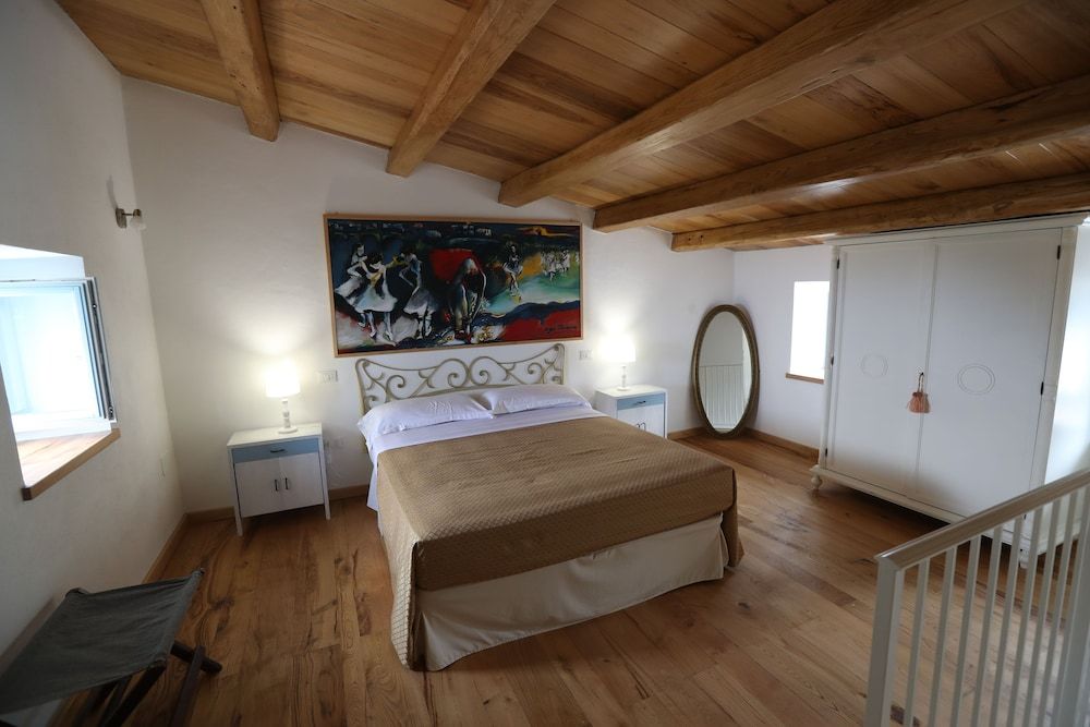 Borgo Rosso di Sera Resort Country Chic Suite, Garden View 2