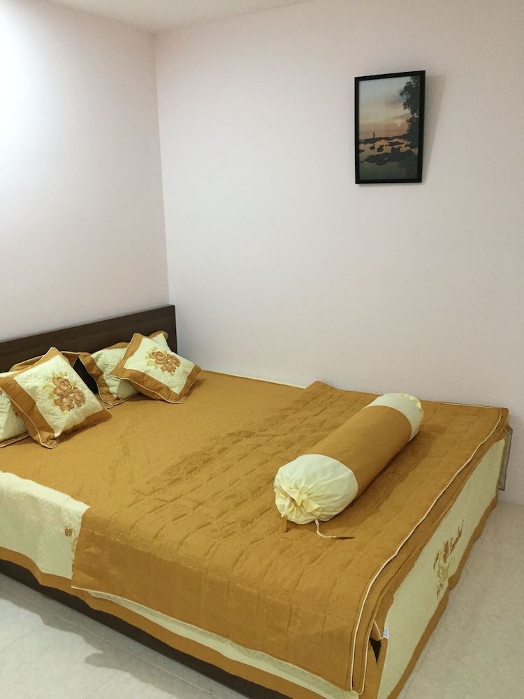 undefined B Stay Hotel 3