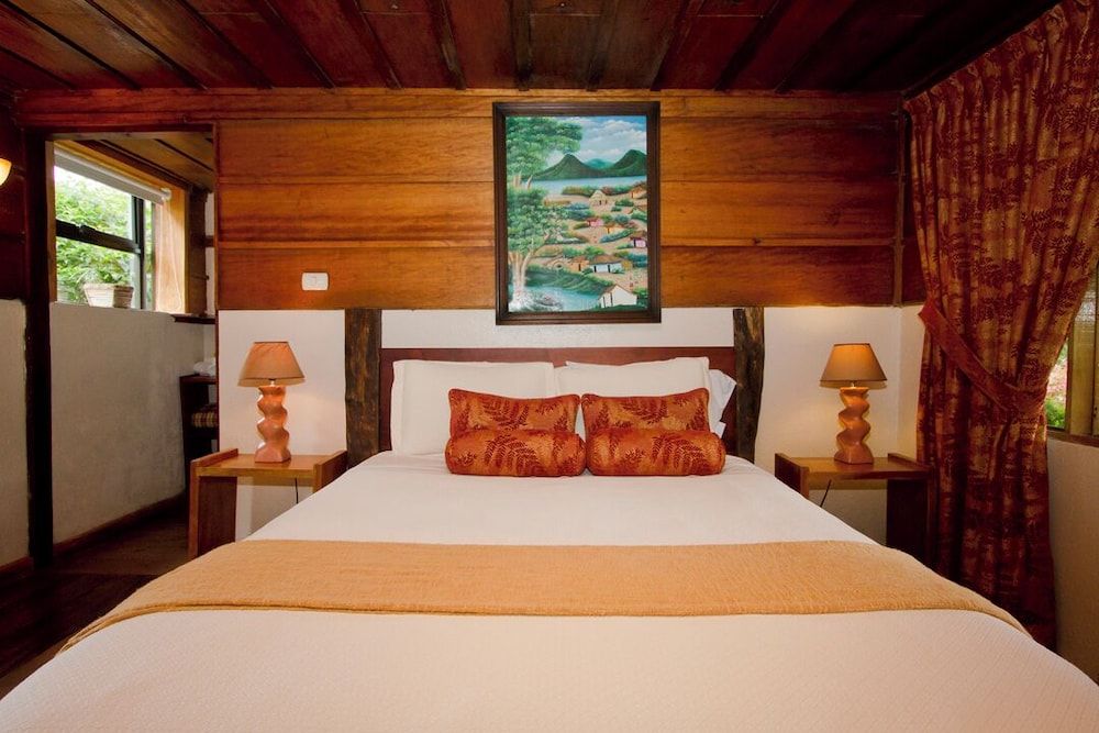 Poas Volcano Lodge Standard Room, Garden View 5