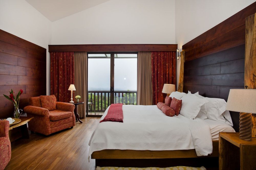 Poas Volcano Lodge Superior Room, Balcony, Mountain View 4