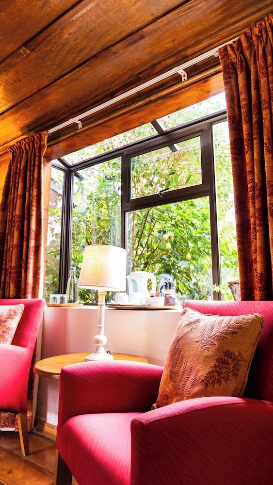 Poas Volcano Lodge Standard Room, Garden View 12