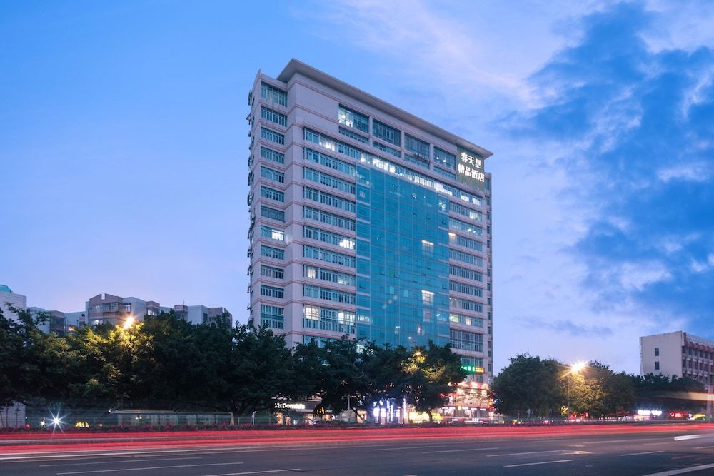 undefined Spring Time Hotel 5