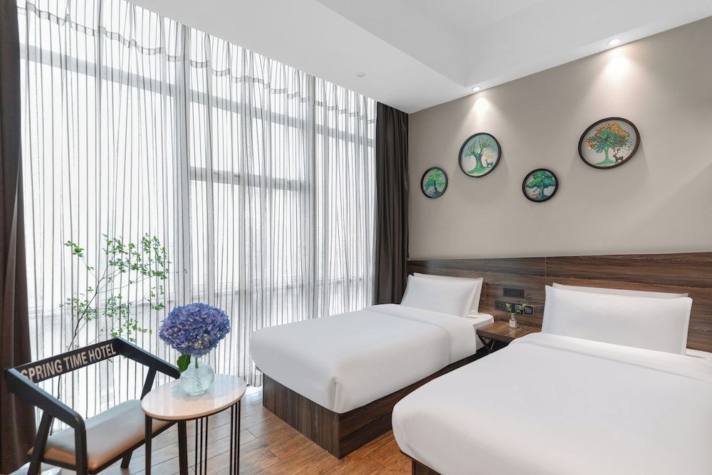 undefined Spring Time Hotel 4