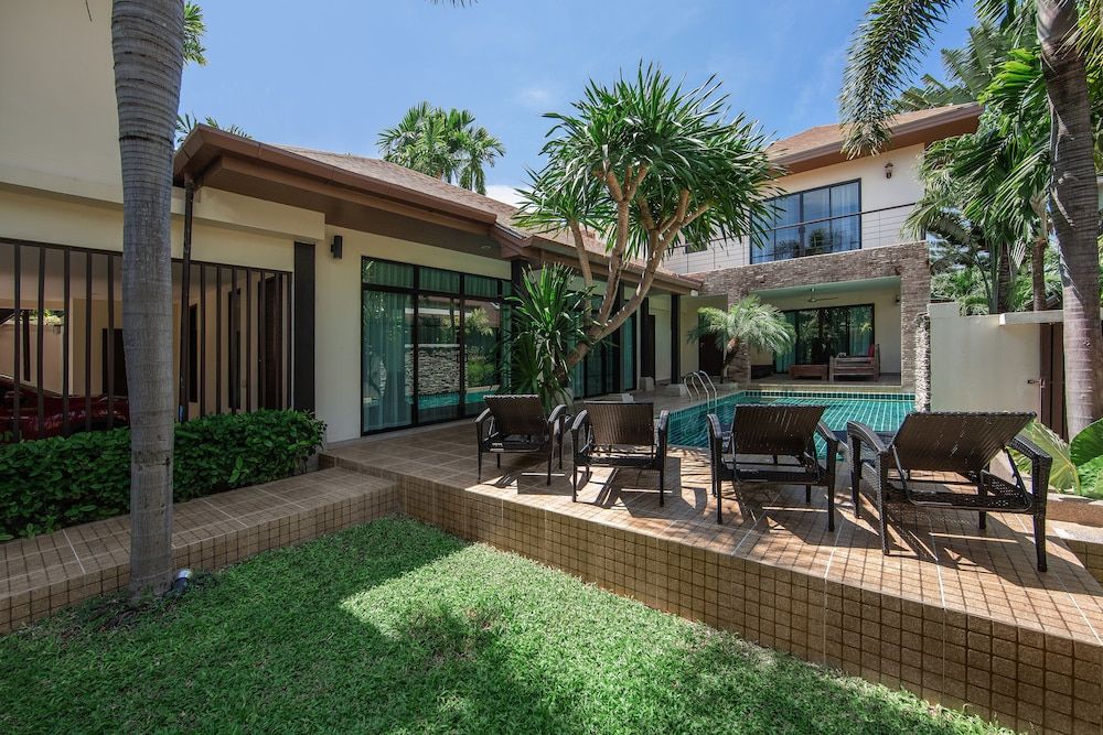 undefined Villa Salika 4