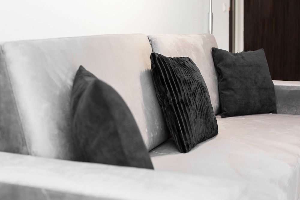 Apartments Przyokopowa Warsaw by Renters Apartment, 2 Bedrooms, Balcony 9