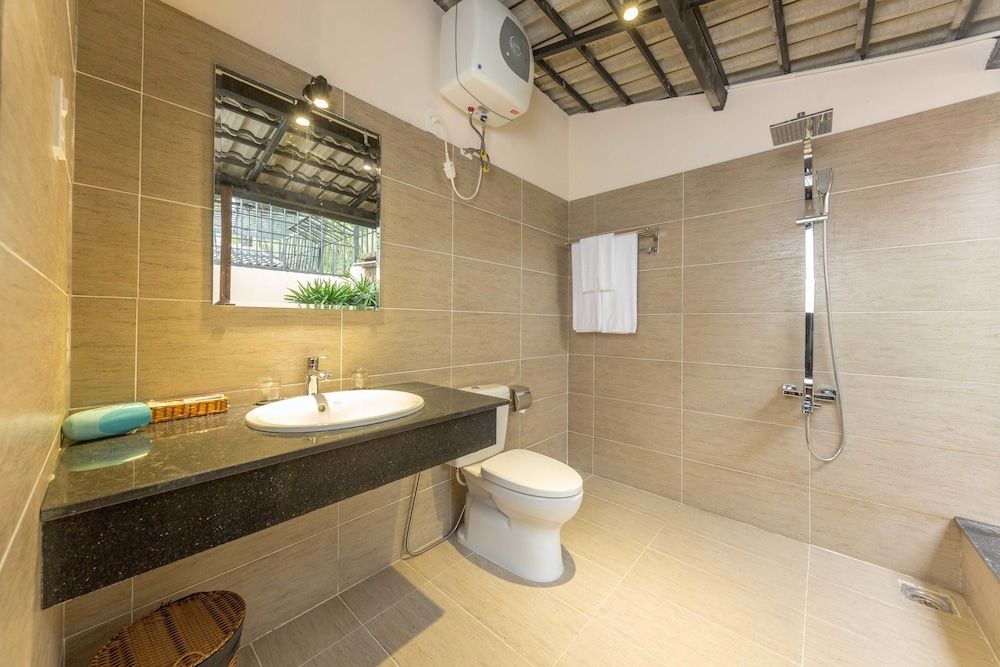 La Paloma Resort Bungalow, Balcony, Pool View 6