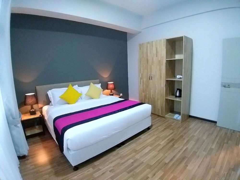 Myanandar residence Studio Suite Apartment 2