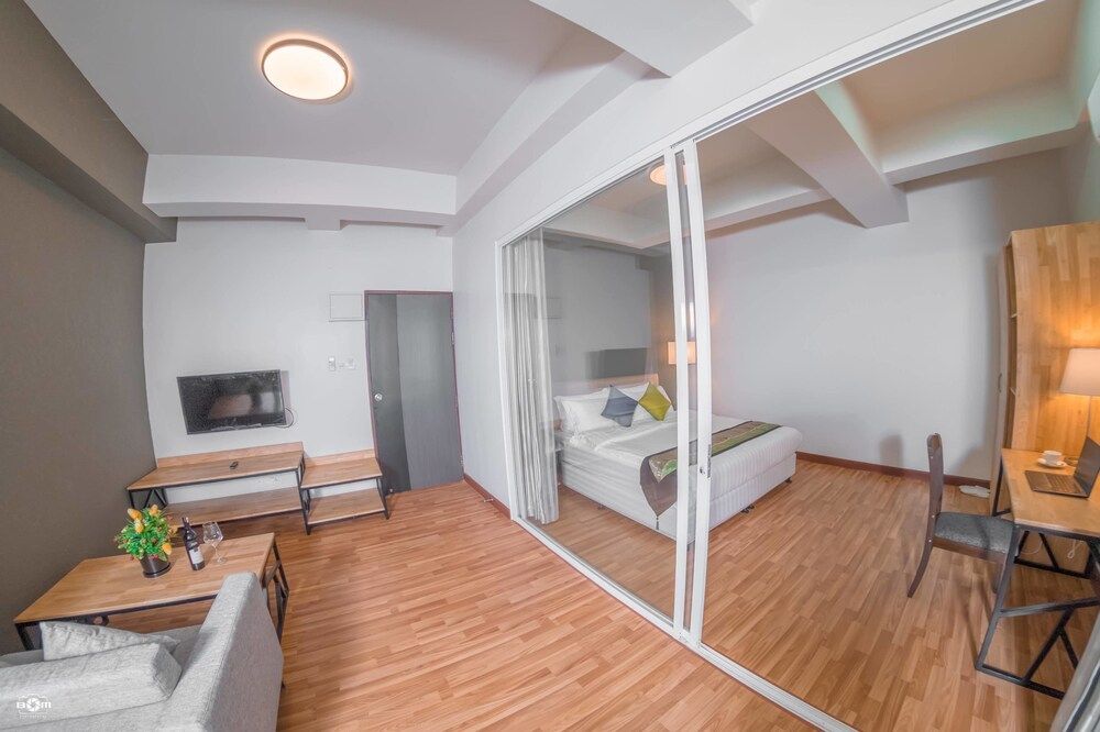 Myanandar residence Studio Suite Apartment 6