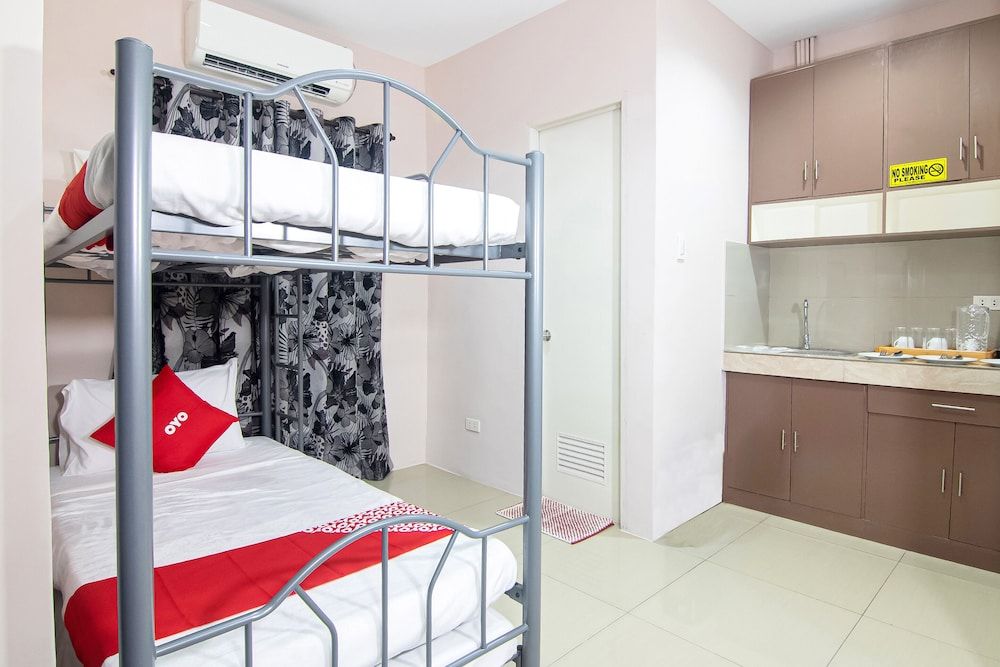 undefined OYO 766 Ichehan Apartments 9