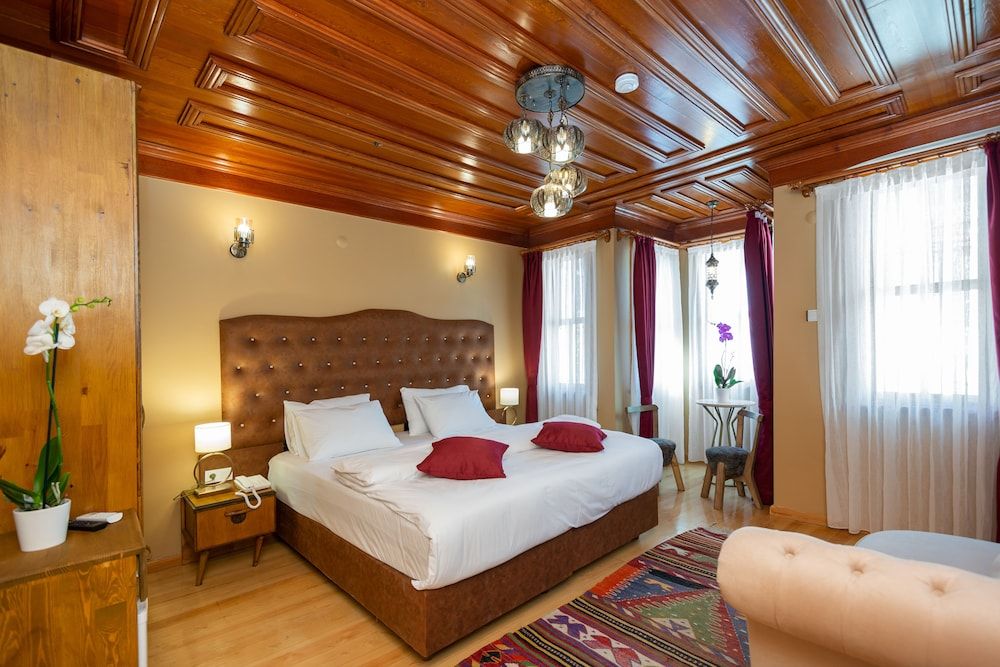 Wonder Wood Hotel Deluxe Double or Twin Room 3