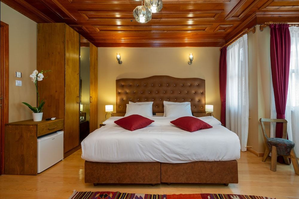 Wonder Wood Hotel Deluxe Double or Twin Room