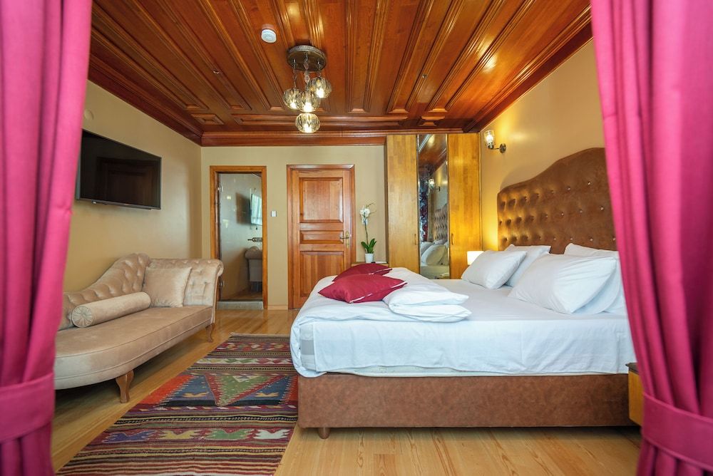 Wonder Wood Hotel Deluxe Double or Twin Room 4