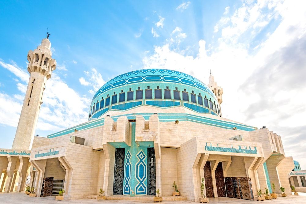 undefined Sufara Hotel Suites 7