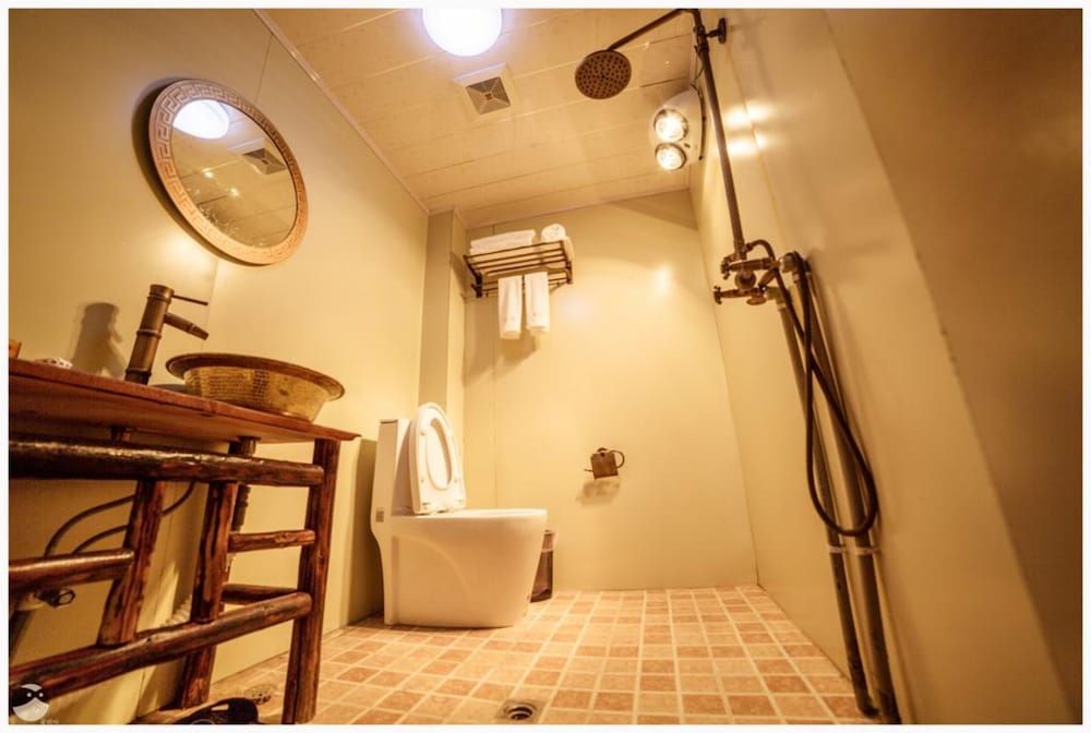 Yi's Hostel Standard Twin Room 3