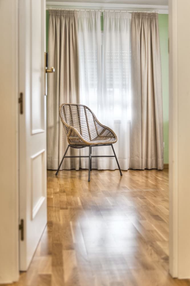 Pura Vida Pirineos Double Room 11