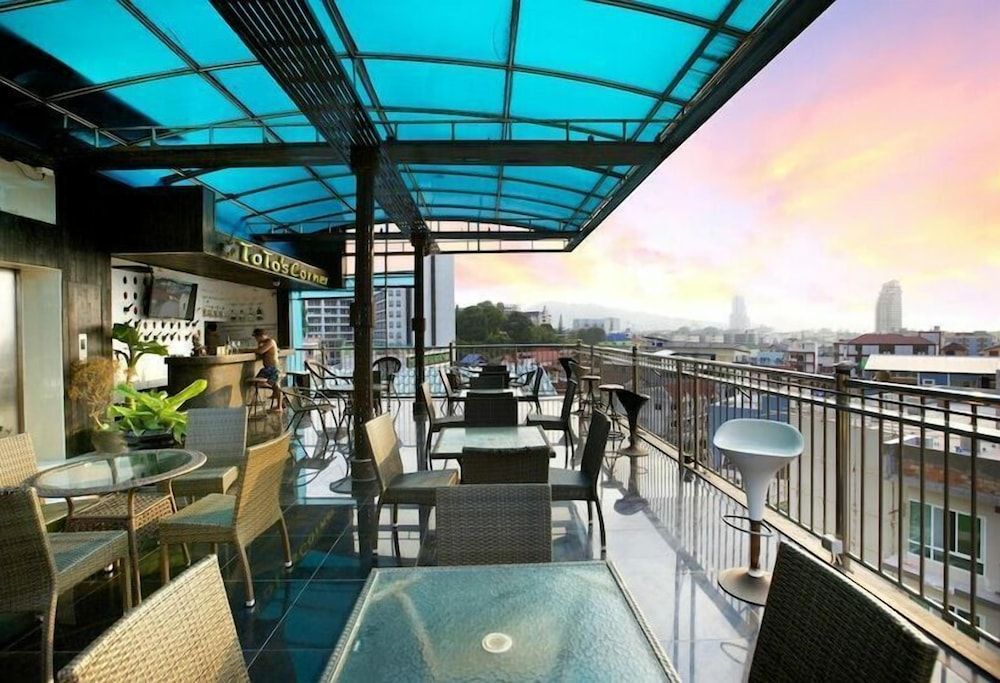 undefined Patong Eyes Hotel 8