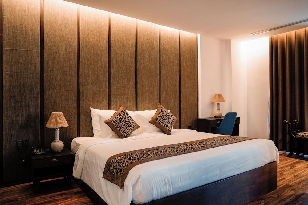 undefined Dong Duong Hotel 7