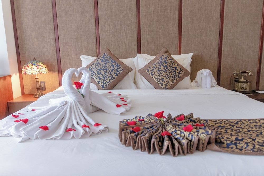 undefined Dong Duong Hotel 4