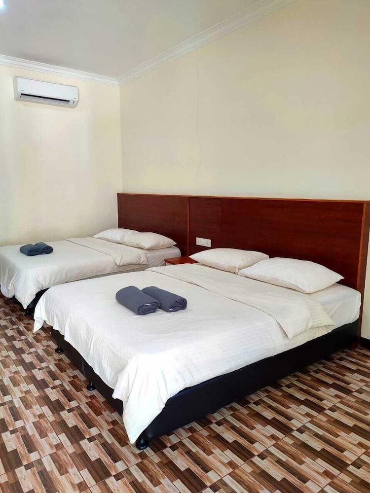 undefined Landcons Hotel 3