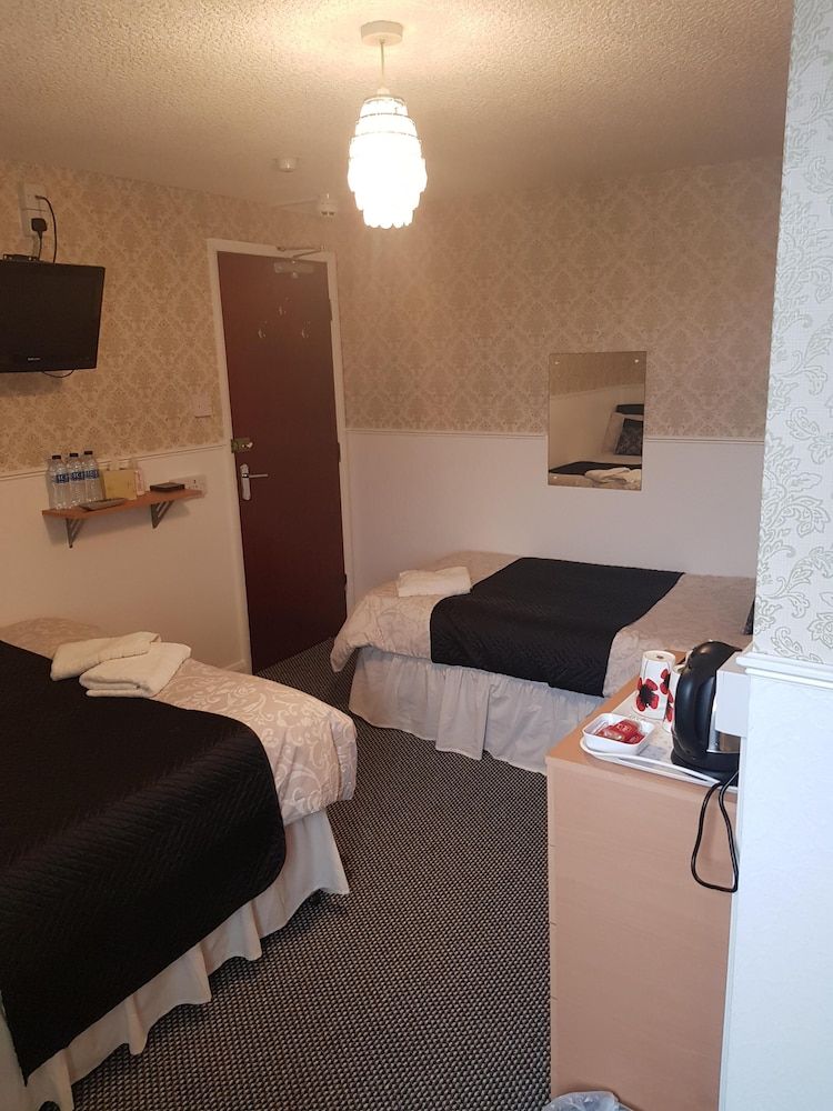 undefined Thornhill Blackpool 9
