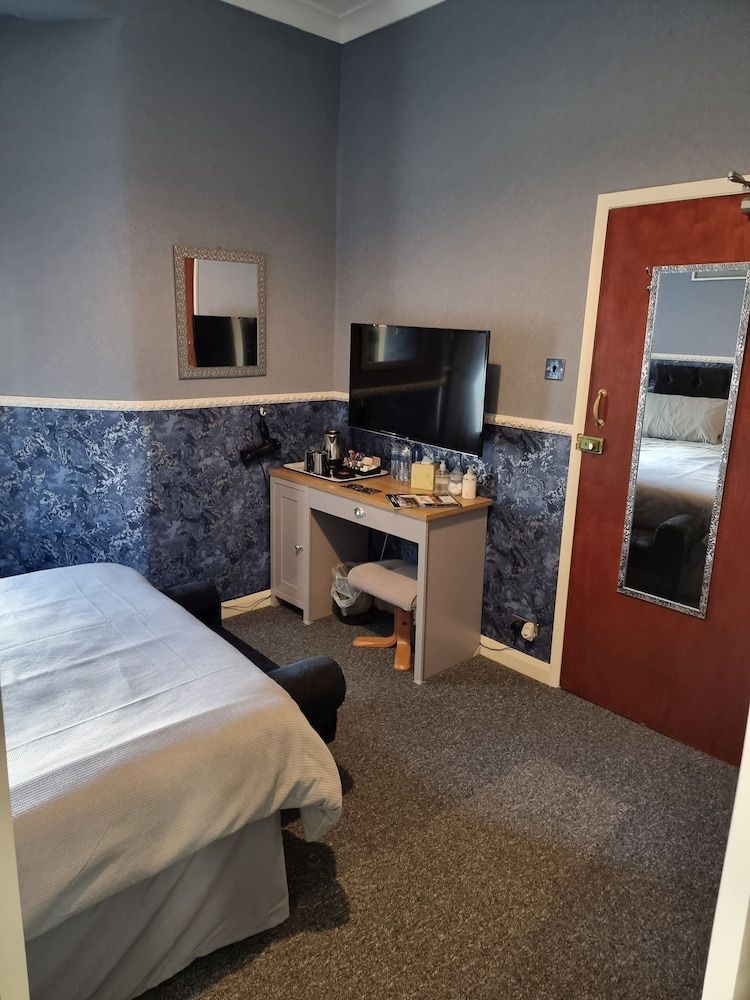 Thornhill Blackpool Double Room, Ground Floor