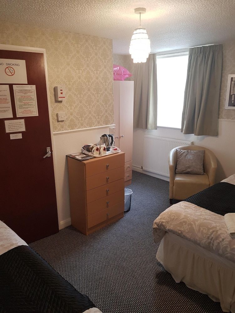 undefined Thornhill Blackpool 8