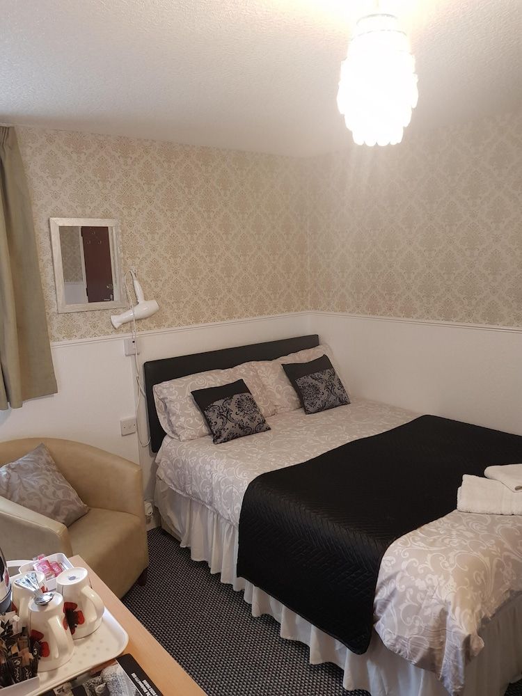undefined Thornhill Blackpool