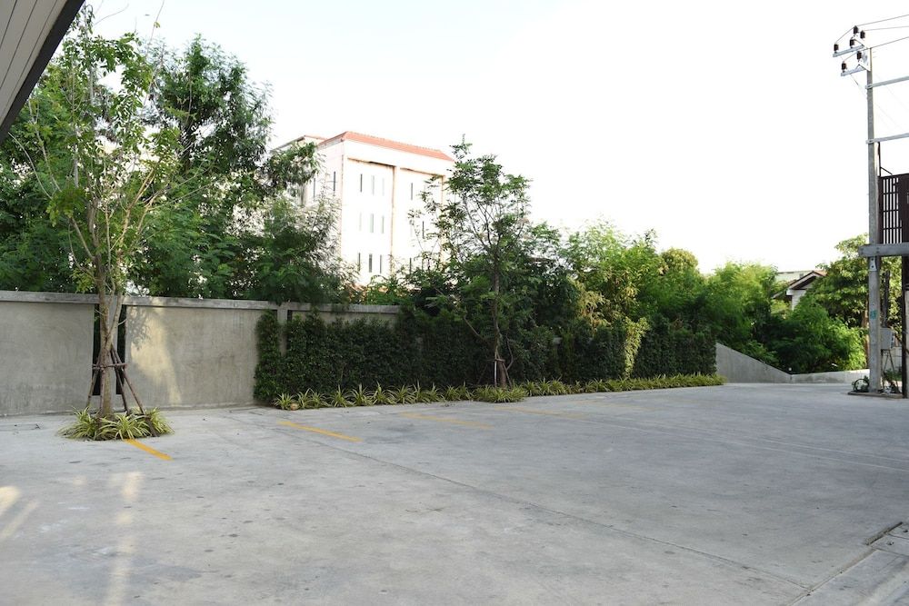 undefined Home Inn 7